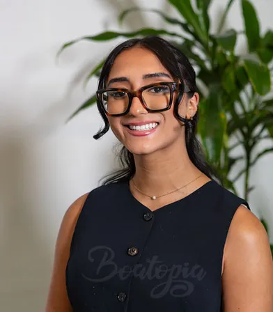 Deziray Rosario, AI Escalation Specialist