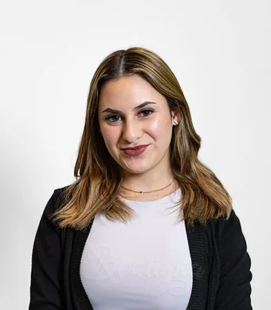 Fernanda Peralta, AI Escalation Specialist